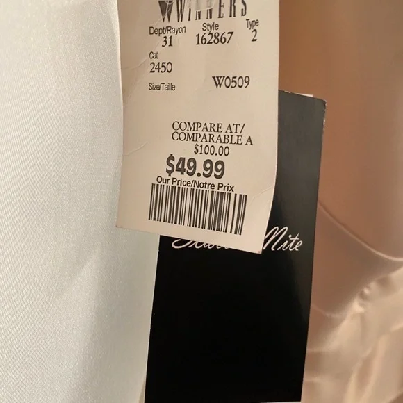 NWT Halter dress Size 6 in Cream Satin Christmas New Years Eve Holidays - Picture 5 of 12